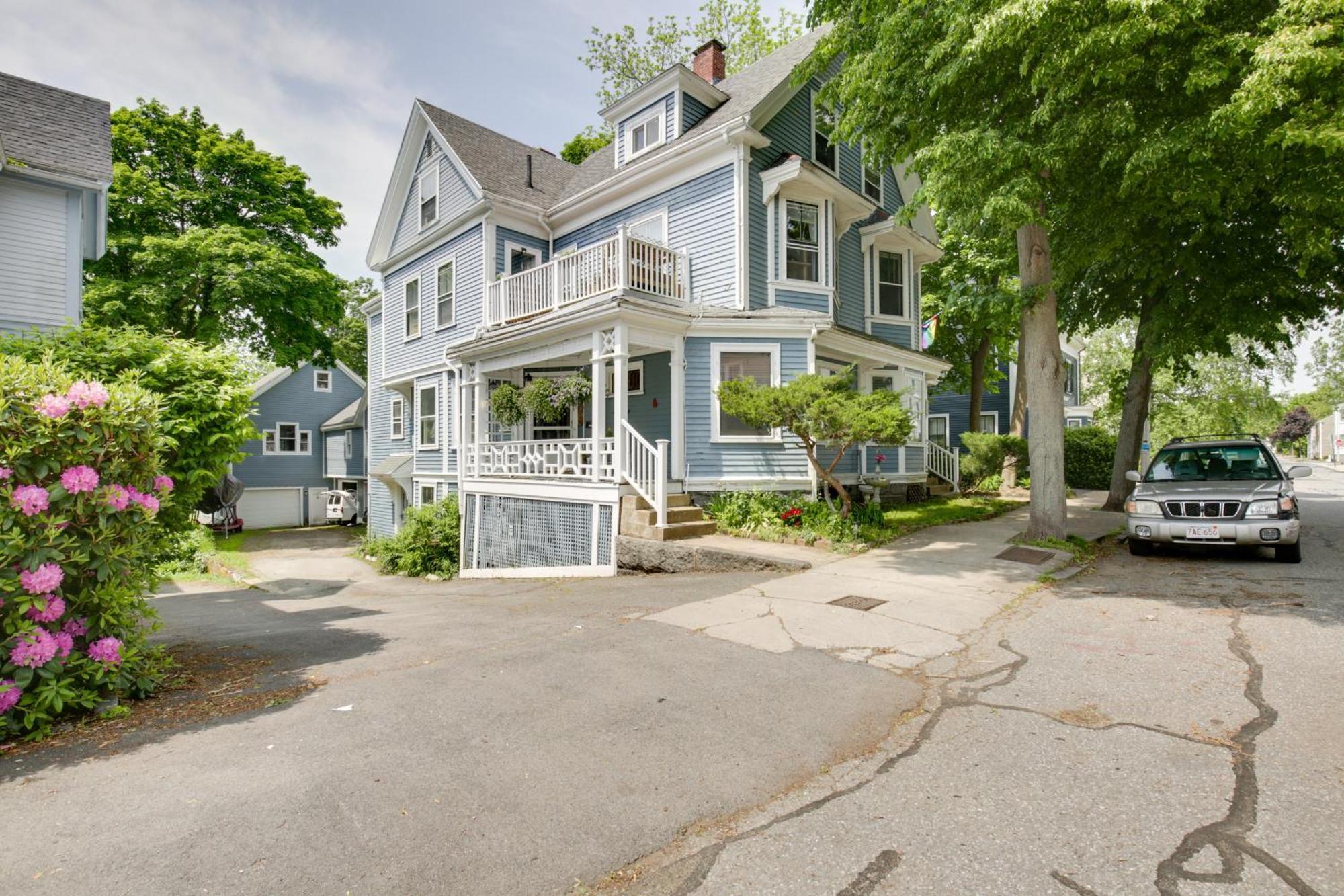 Quaint Beverly Townhome Walk To Beach And Downtown! Eksteriør bilde